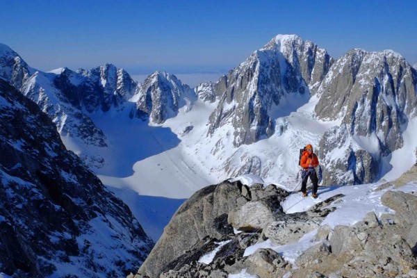 Впервые альпинисты покорили вершину Пик Пирамида (Pyramid Peak) на Аляске