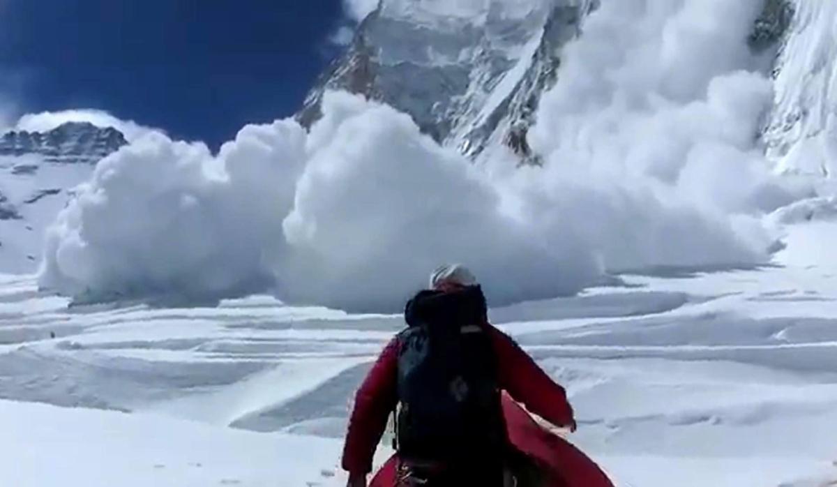  Лавина на Эвересте 18 апреля 2014 года