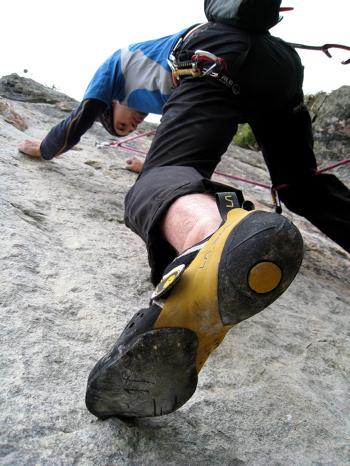 скалолазные туфли (climbing shoes)