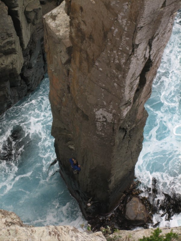 Тасманийский Тотемный столб - одно из самых удивительных скальных образований на планете (+ФОТО)
