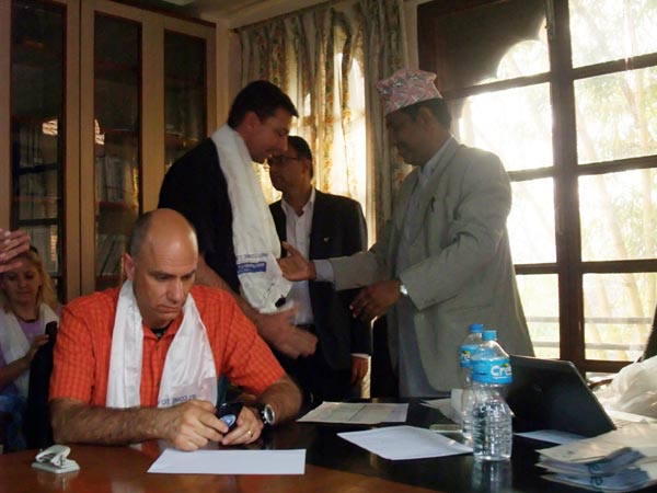  брифинг в Катманду в Министерстве культуры, туризма и гражданской авиации Непала