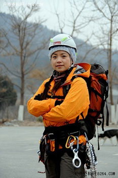 40 летняя китаянка Ван Цзин (Wang Jing)