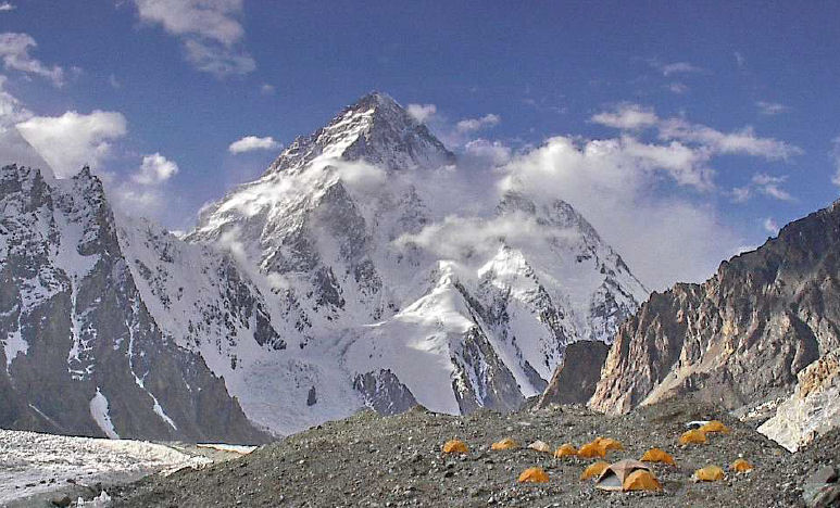 K2 (Чогори) - одна из самых опасных вершин в мире
