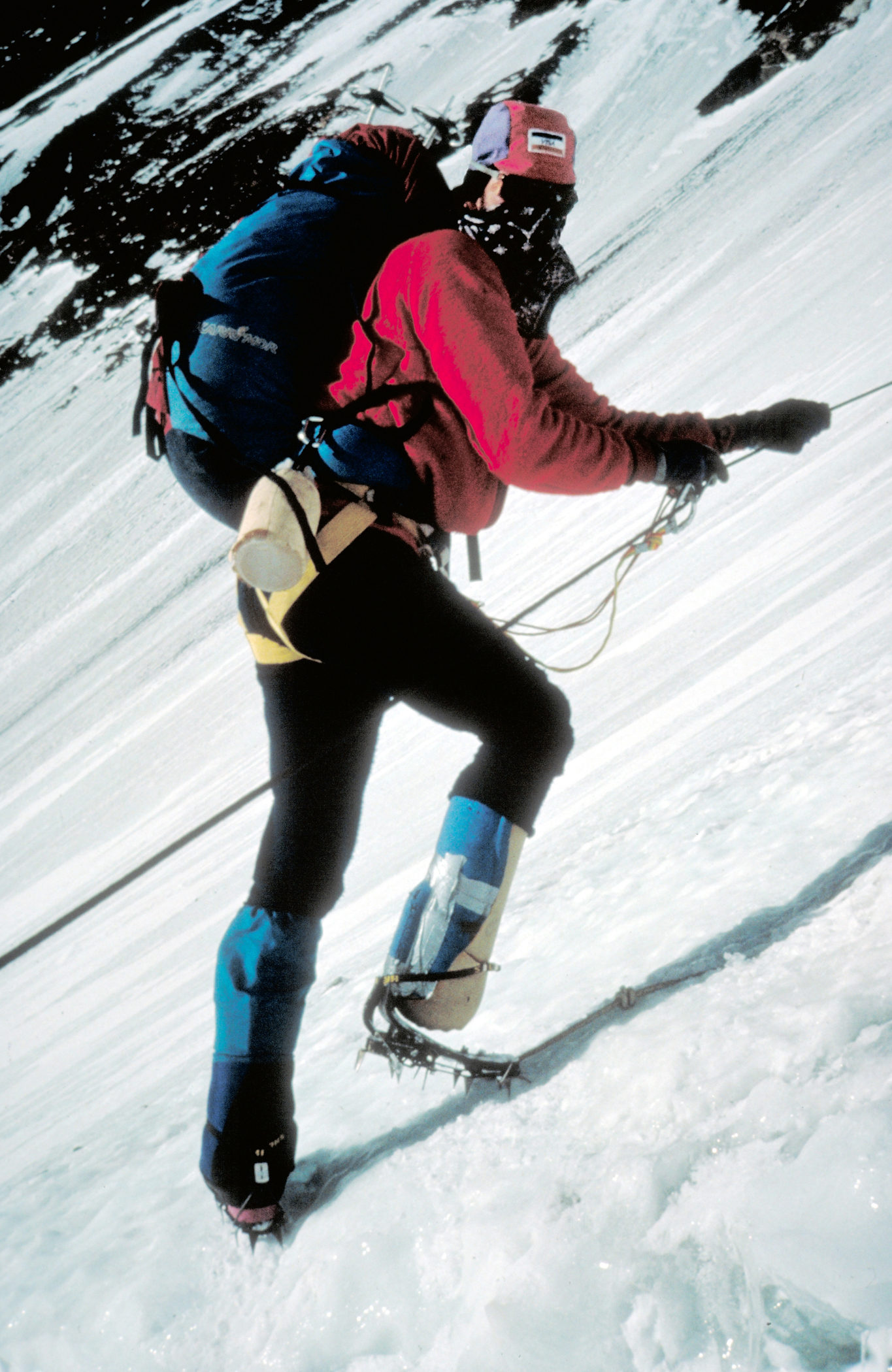 Том Уиттакер (Tom Whittaker) в восхождении на Эверест 