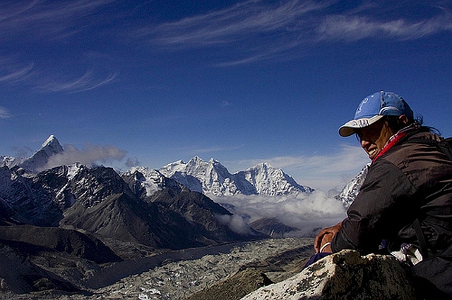 Вид на Ледопад Кхумбу с вершины Кала-Патхар (Kala Patthar) 