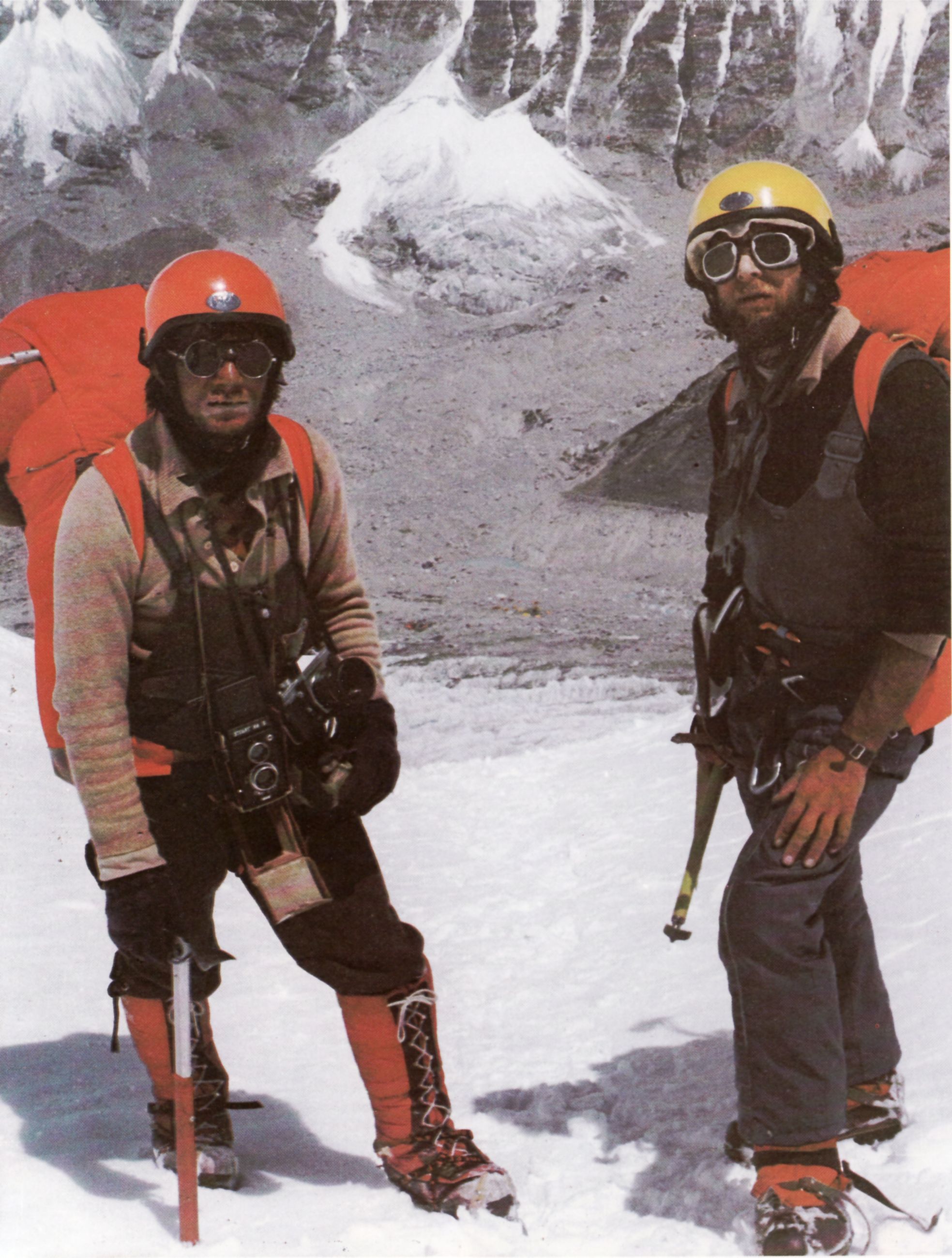 Ежи Кукучка (Jerzy Kukuczka) и Анджей Чок (Andrzej Czok) на Эвересте в 1980 году