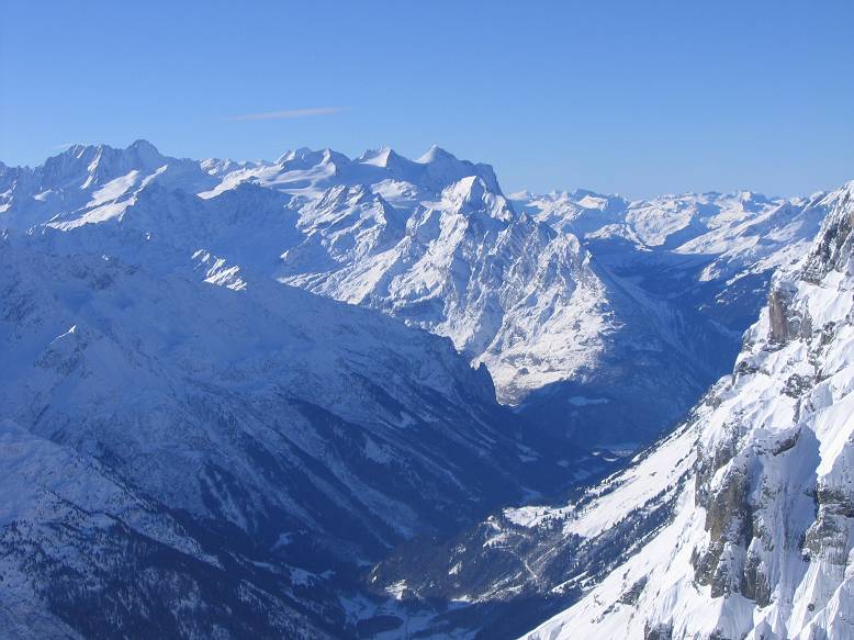 Бернские Альпы у ледника Венден
