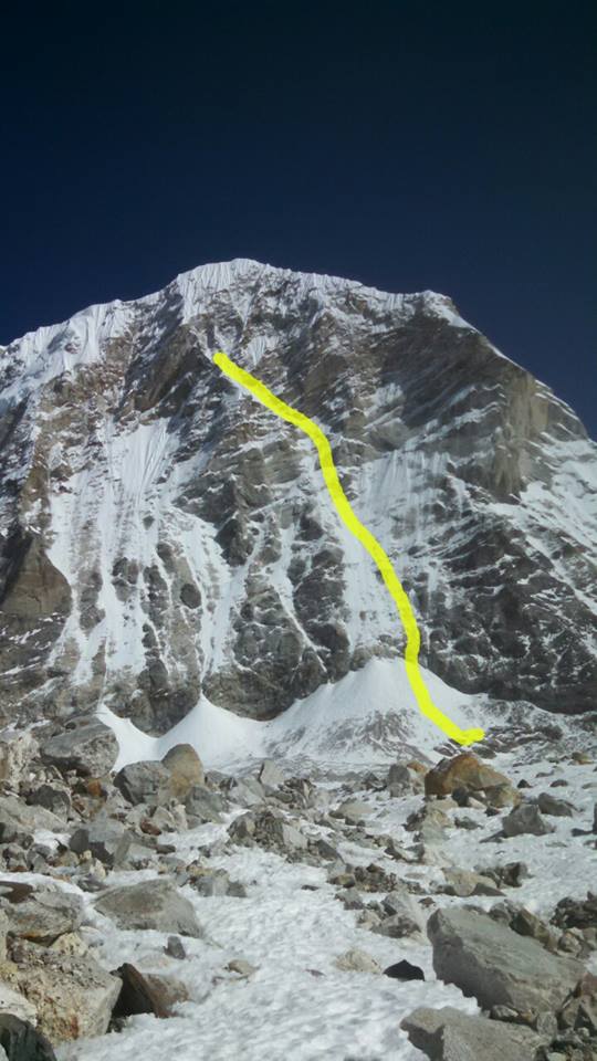 Незаконченный маршрут по Западной стене горы Тенжи Раги Тау (Tengi Ragi Tau) высотой 6,938 метров