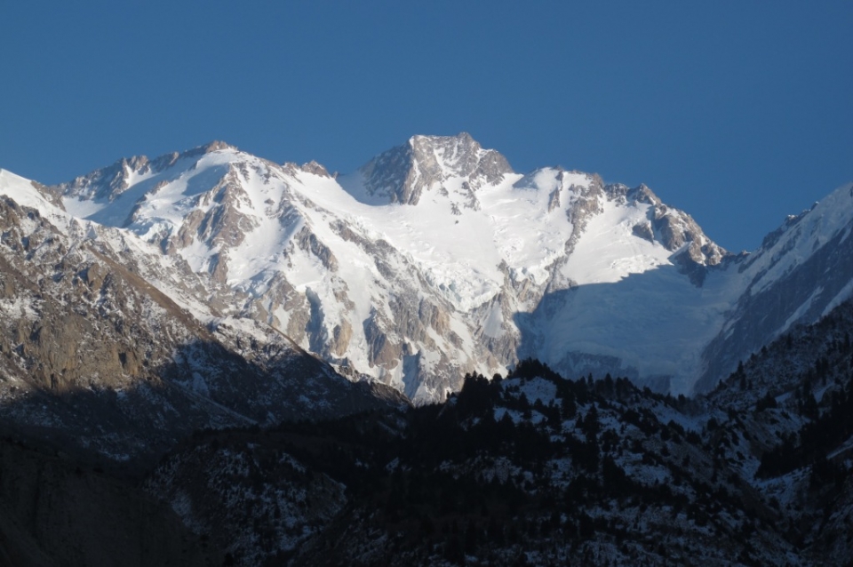 Нанга Парбат (Nanga Parbat, 8126 м) - девятый по высоте восьмитысячник мира. Сторона Диамир