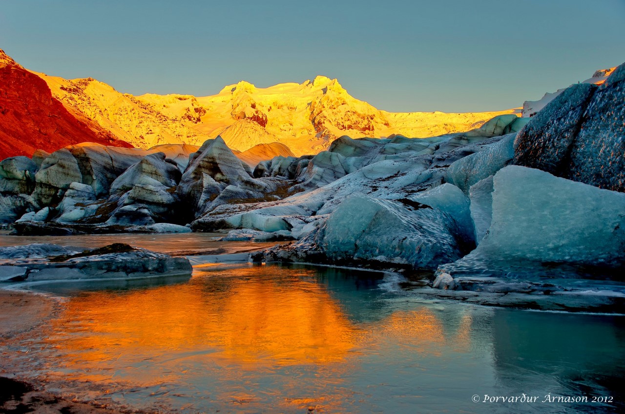 Ватнайёкюдль (Vatnajokull), Исландия. Фотография: Rob Lott/Barcroft Media