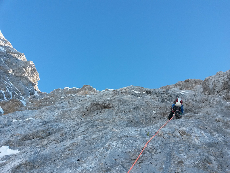 Маршрут "Optimist" длинной 1300 метров по Западной стене горы Schneefernerkopf в массиве Wetterstein (Австрия)