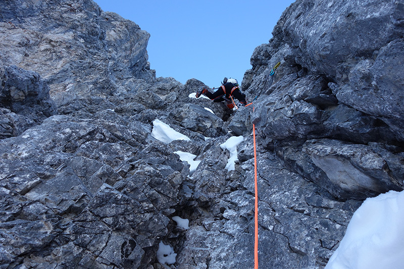 Маршрут "Optimist" длинной 1300 метров по Западной стене горы Schneefernerkopf в массиве Wetterstein (Австрия)