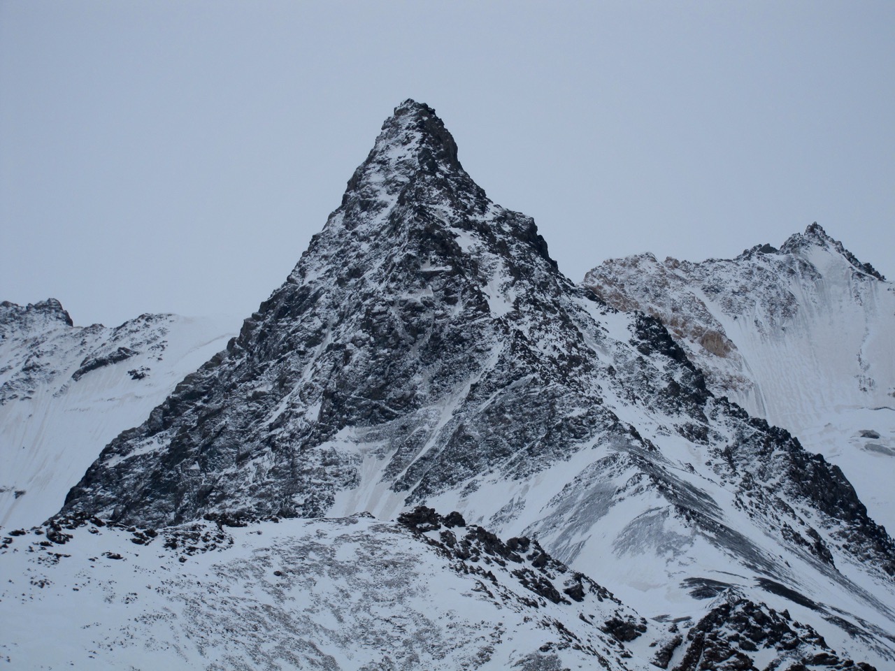 Безымянная и непройденная горная вершина на Тянь-Шане. Цель итальянских альпинистов