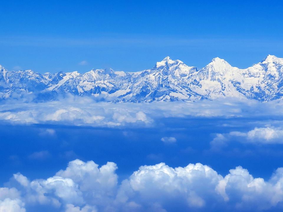 Облака в Гималаях
