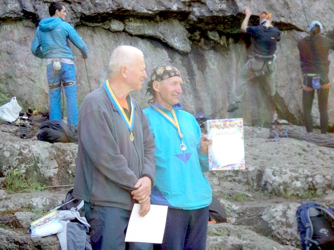 открытый чемпионат Украины по скалолазанию среди ветеранов на естественном рельефе (скорость, трудность)