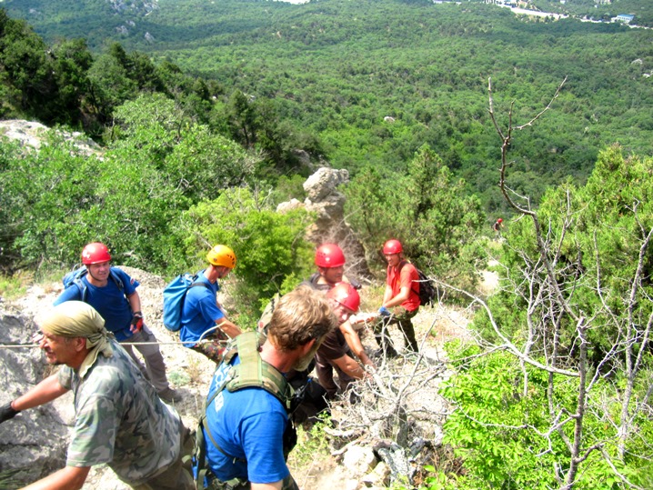 Поисково-спасательные работы у горы Ильяс-Кая