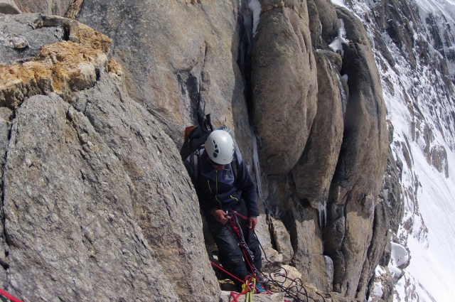 По словам альпинистов, риск сорваться с горы есть всегда.