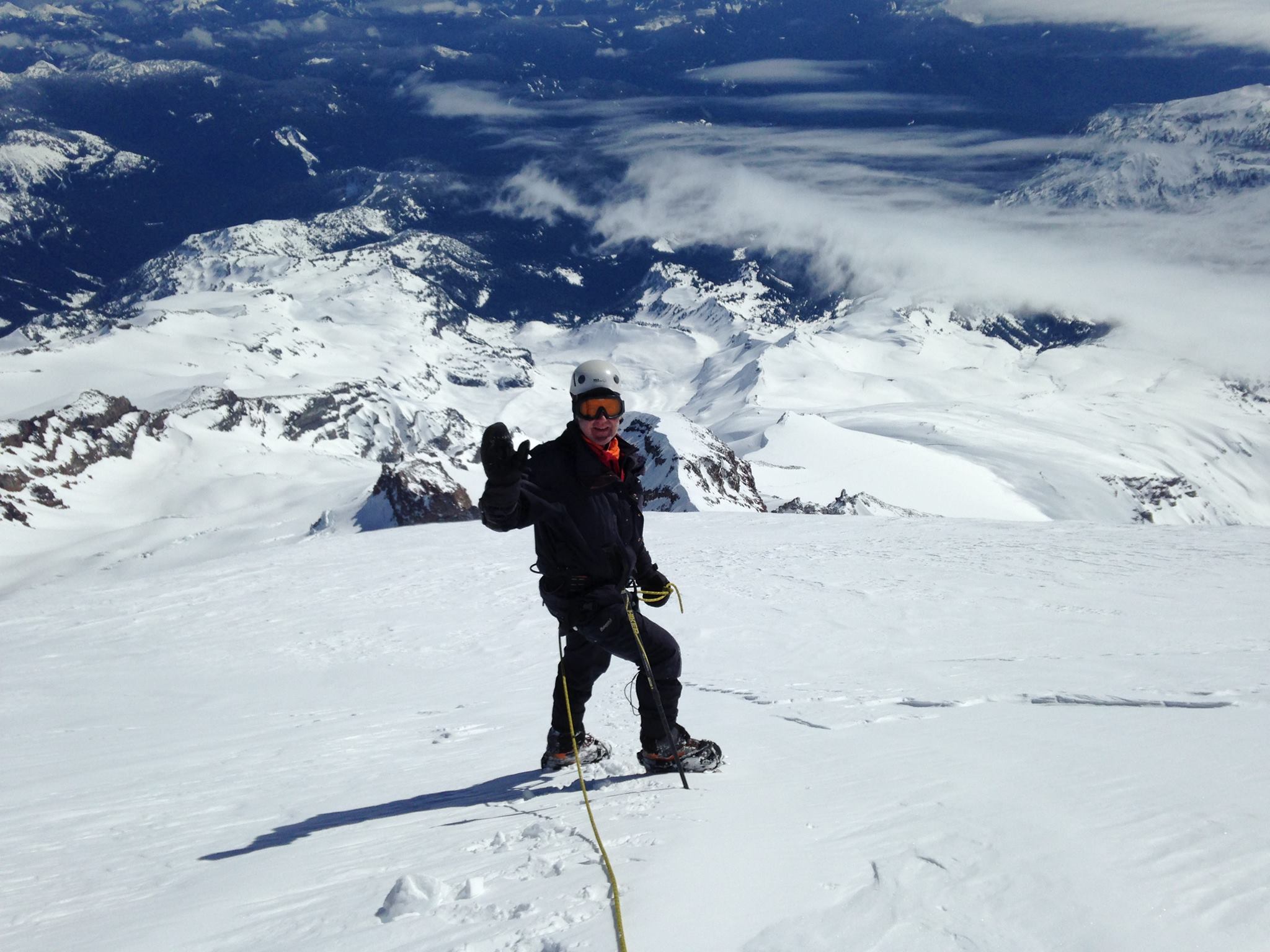 Арвид Лахти (Arvid Lahti). Фото сделано Моникой Ричард на спуске с горы Рекйнир, за день до гибели Арвида 