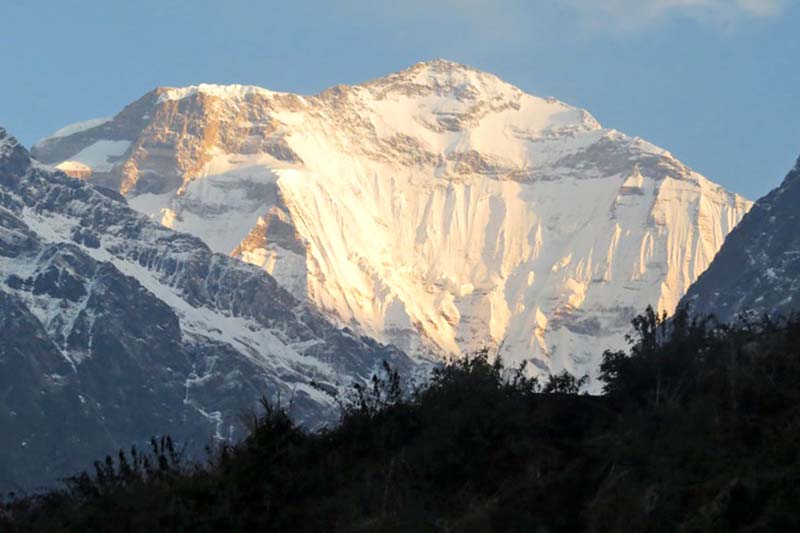  Дхаулагири (8167 м - седьмая по высоте вершина мира)
