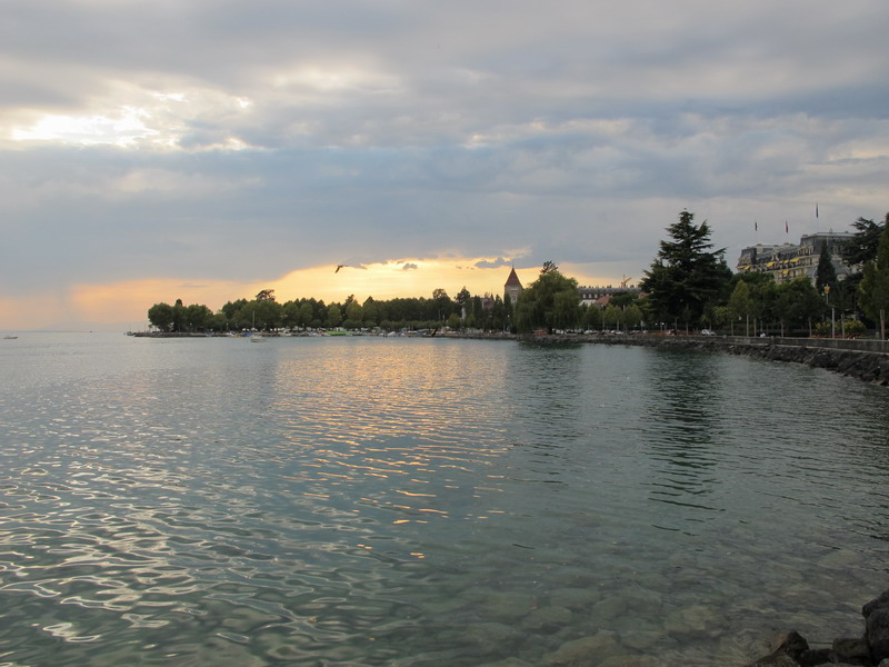 Закат на Женевском озере