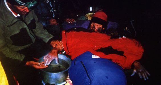Бек Уизерс в четвертом высотном лагере Эвереста. май 1996 года
