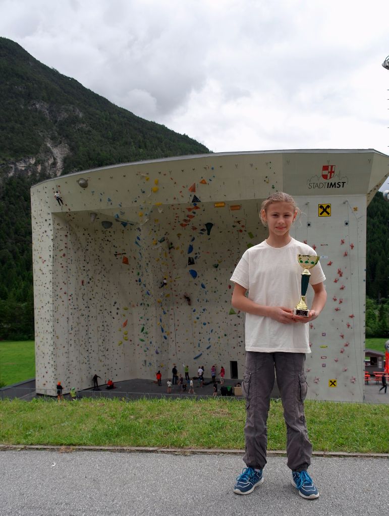 Потапова Ника — победитель международных скалолазных стартов «Youth Colour Climbing Festival» в Австрии.