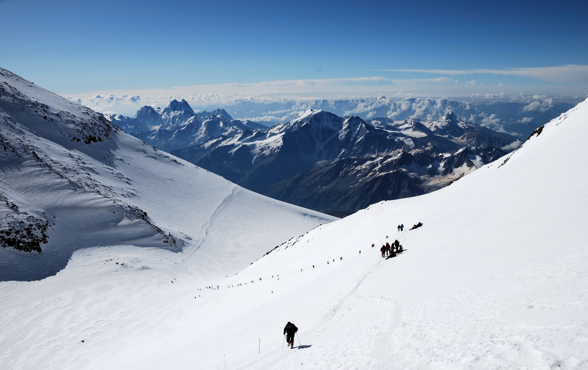 Эльбрус, седловина на отметке 5300 метров