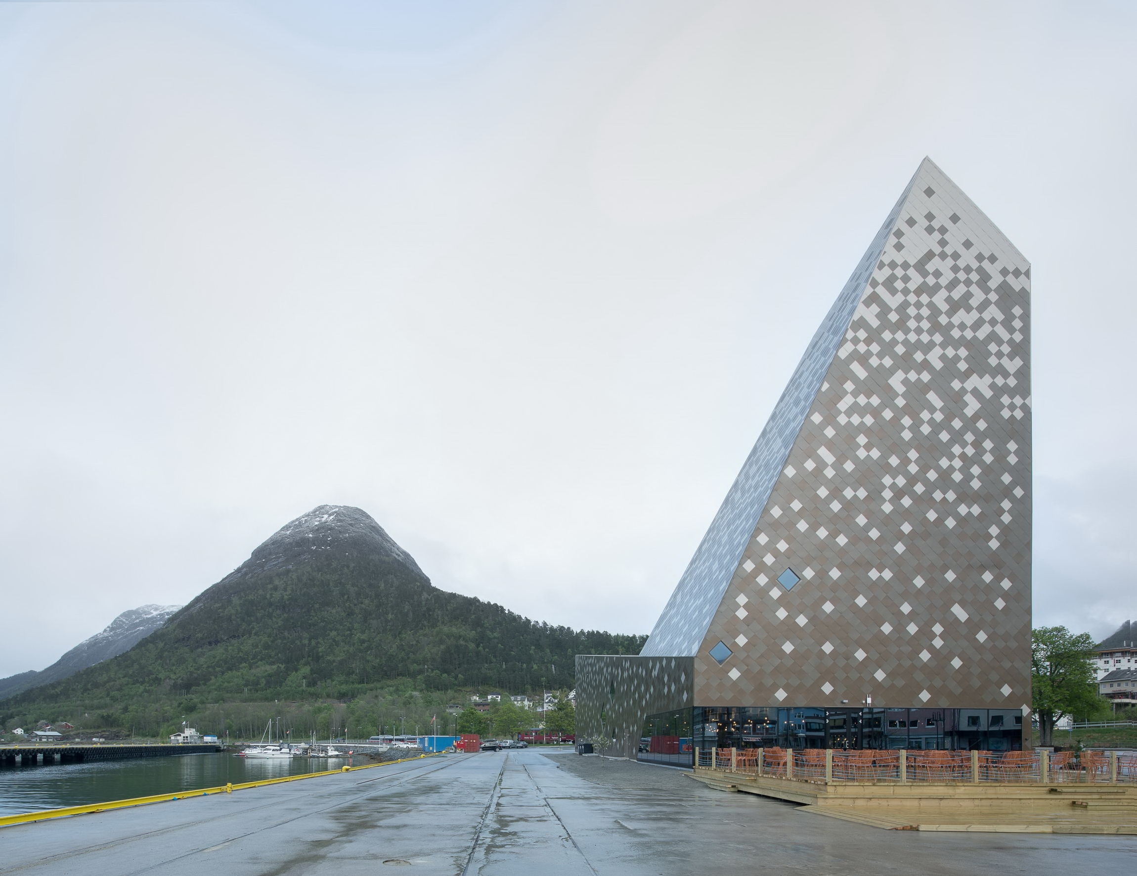 Норвежский скалолазный центр © Søren Harder Jensen