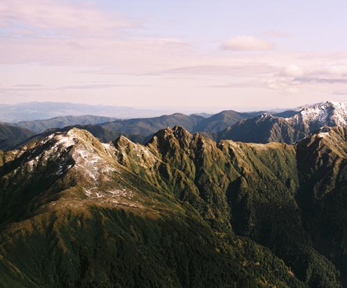 хребет Тарарура (Tararua Range) в Новой Зеландии