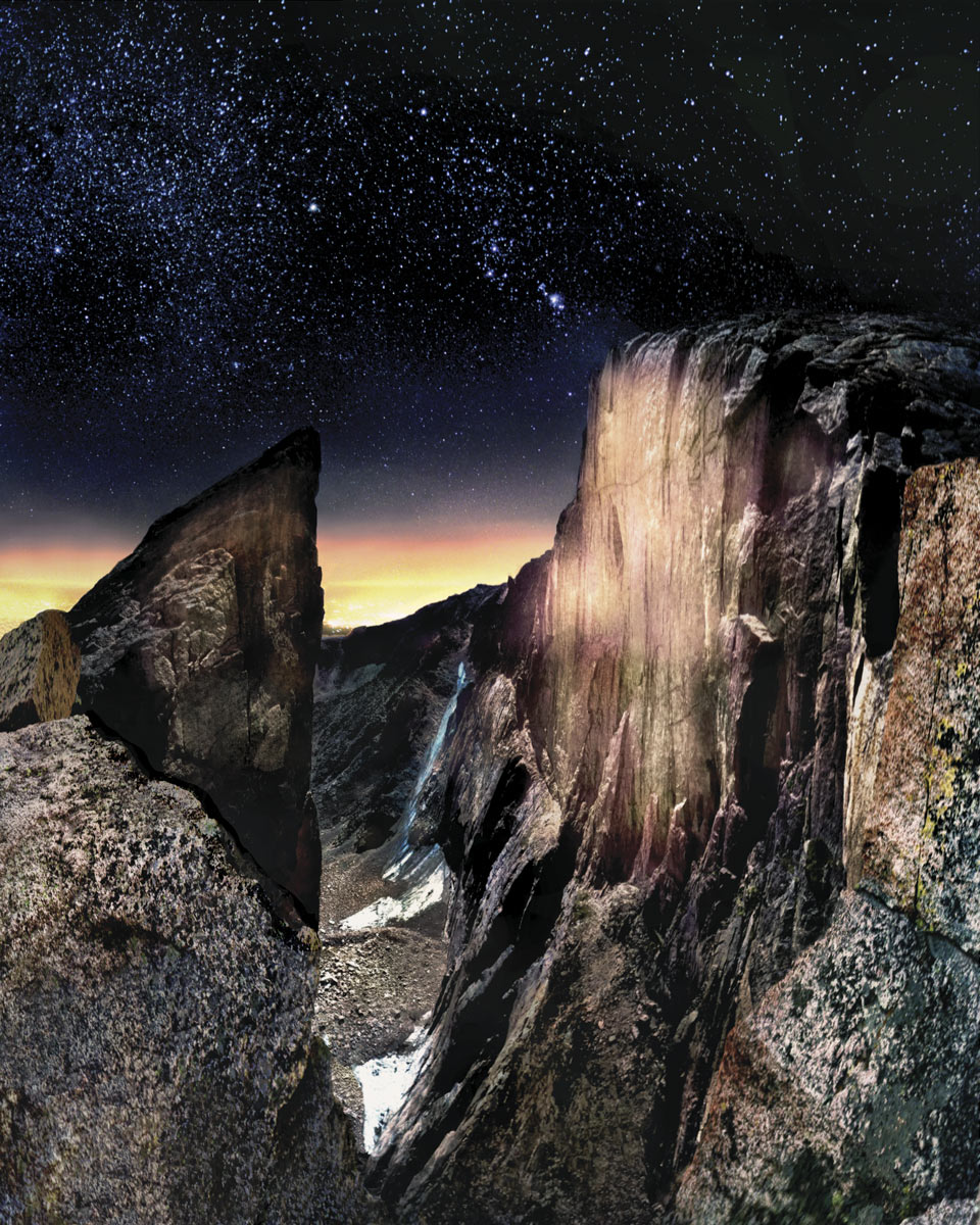 Longs Peak, россыпь бриллиантов - звезд и огни Денвера. Полночь озаряют огни ночного города Денвер,  как ложная заря. Photo: Jeff Long.