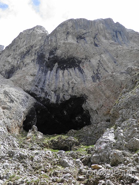 свод пещеры  Пагани (Grotta dei Pagani)