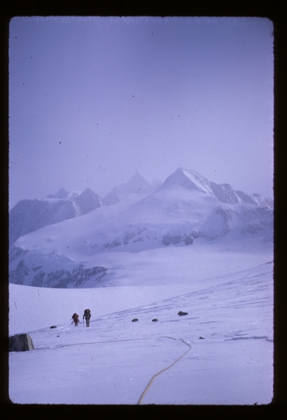 Первое покорение высочайших вершин Антарктики: массив Винсон и Гора Тайри, 1966-1967 