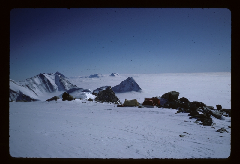 Первое покорение высочайших вершин Антарктики: массив Винсон и Гора Тайри, 1966-1967 