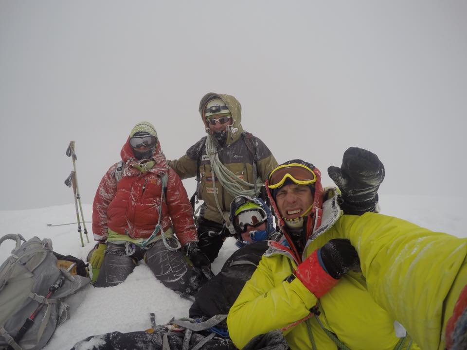 Группа Валентина Сипавина взошла на очередную вершину Южно-Американского континента и Эквадора - Чимборасо (6310м)!