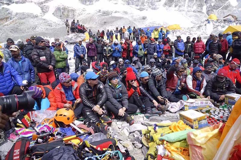 забастовка шерп на Эвересте