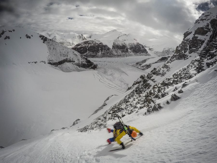 Килиан Джорнет (Kilian Jornet Burgada) во время попытки восхождения на Эверест в 2016 году