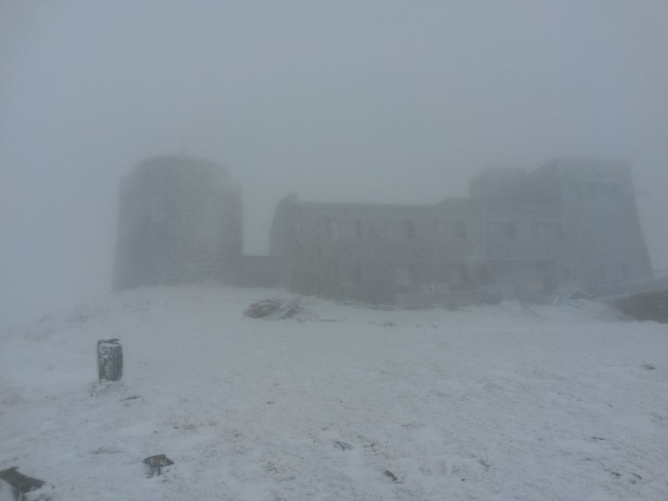 24 окября 2017 года. обсерватория на г. Поп-Иван Черногорский. Фото www.facebook.com/chornogora.rescue112