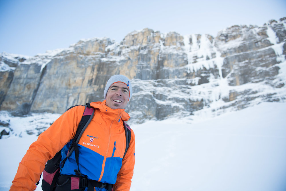 Дани Арнольд (Dani Arnold) у ледопада  "Beta Block Super" WI7, Кандерштег (Швейцария). Фото Valentin Luthiger