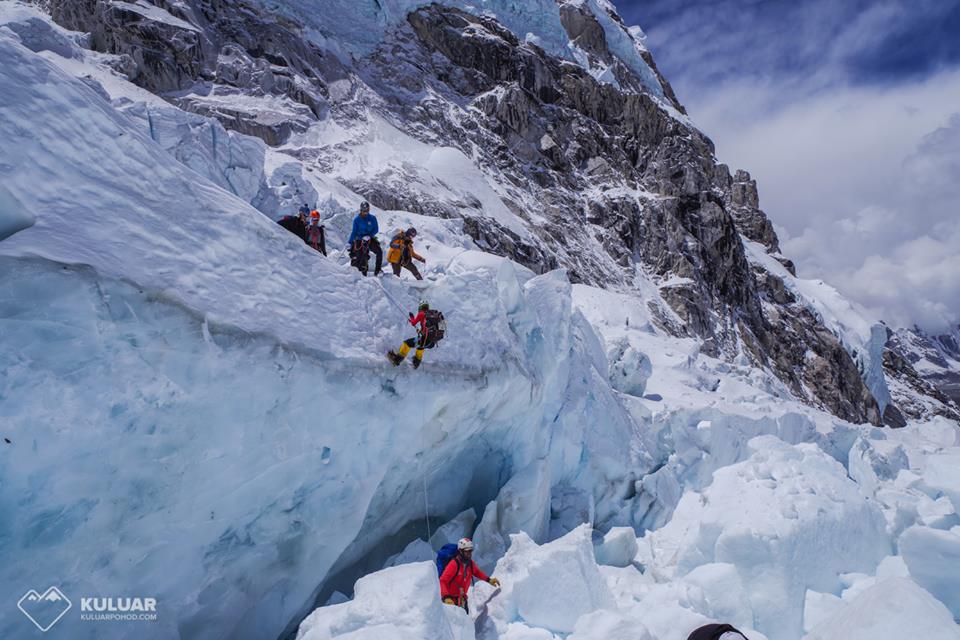 Эверест. Фото Тарас Поздний