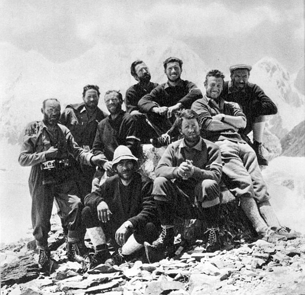 Члены итальянской экспедиции на Гашербрум IV (Gasherbrum IV, 7925 м) в 1958 году