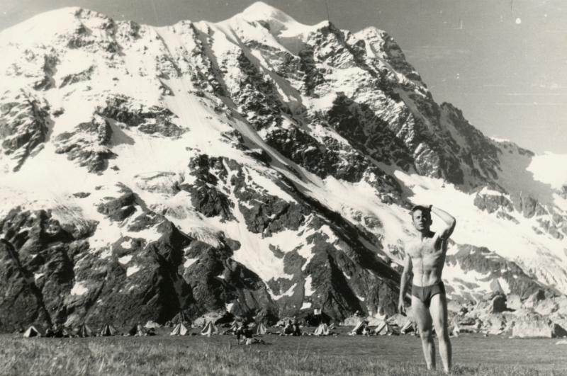 Дигория, лагерь на поляне Нахашбита, вершина Лабода. 1966 год.Фото из архива Вадима Бялого