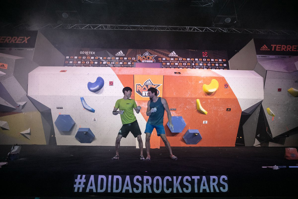 Джернеей Крудер (Jernej Kruder) и Джангвон Чон (Jongwon Chon) в суперфинале "Adidas Rockstars 2018". Фото Vladek Zumr