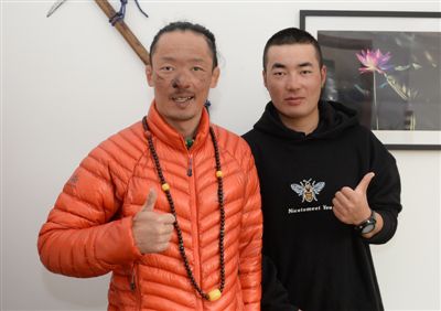 39-летний Ли Цонгли (Li Zongli) и 23-летний Тонг Хиджун (Tong Hijun).