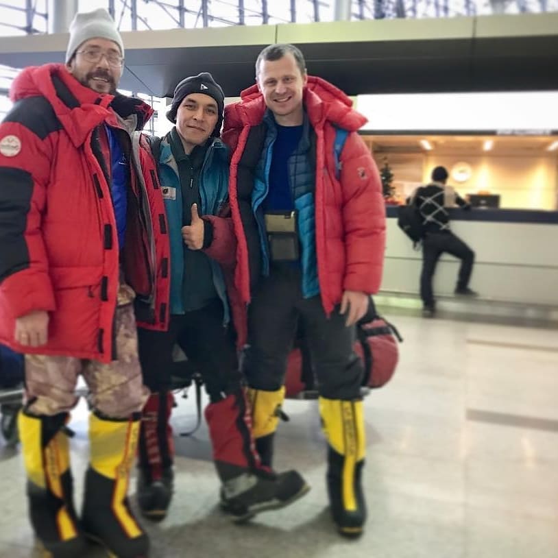 трое участников из России Международной зимней экспедиции 2019 на К2 в Исламабаде. 
