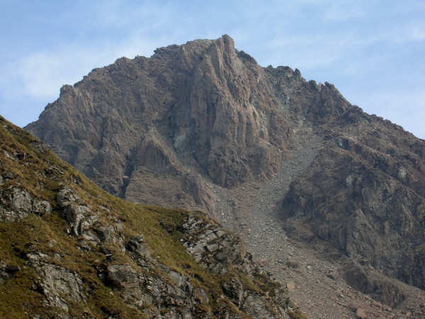  Кристалльера (мonte Cristalliera) высотой 2801 метров 