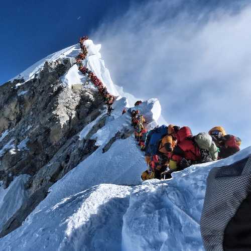 22 мая 2019 года. Пробка на Эвересте. Фото Nirmal Purja