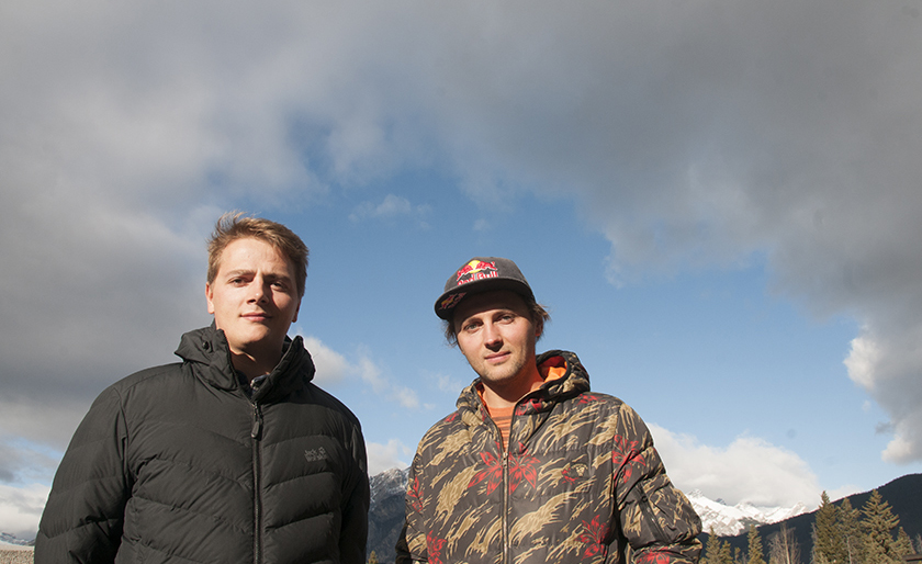 Бартек Баргель (Bartek Bargel) и Анджей Баргель (Andrzej Bargiel) на проходившем в канадском Банфе традиционном фестивале горных фильмов Banff Mountain Film. Фото  Jerry Kobalenko