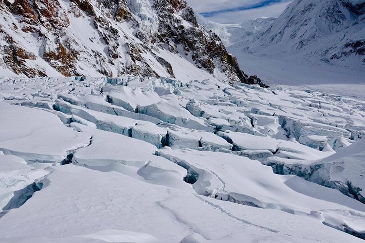 третий день работы на леднике Гашербрум. Фото Simone Moro, Tamara Lunger