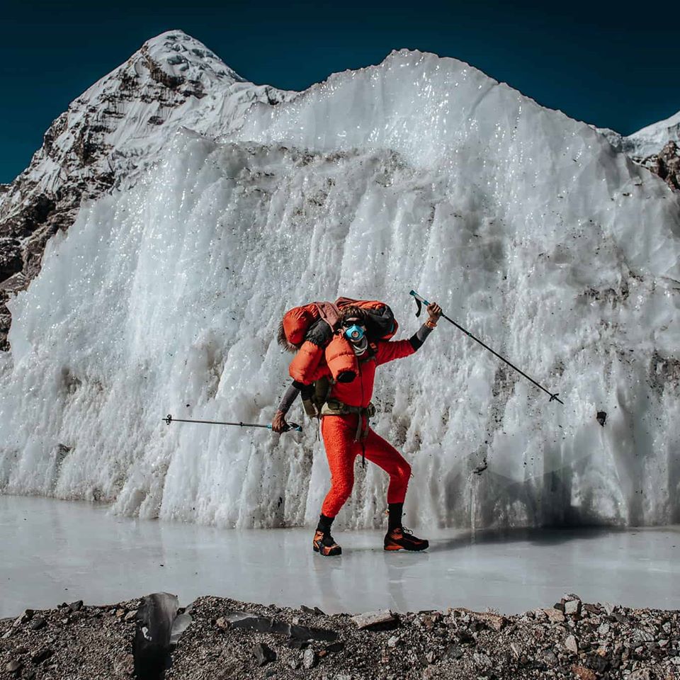 Йошт Кобуш (Jost Kobusch) в базовом лагере Эвереста. Фото Daniel Hug