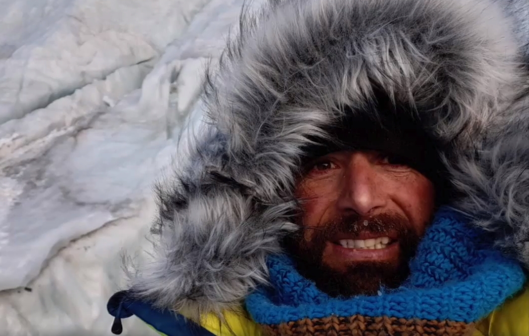 Алекс Тикон (Alex Txikon) на Эвересте. Фото Alex Txikon